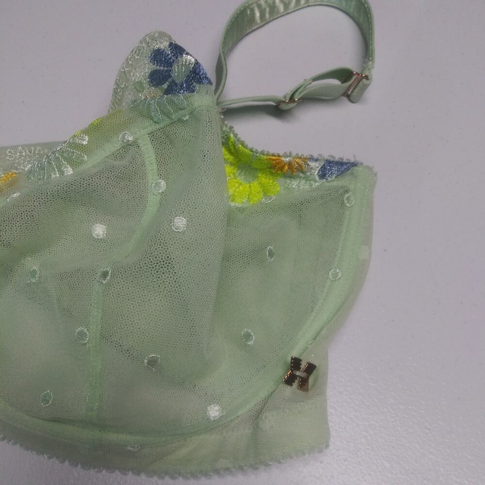 Savage X Fenty Free Spirit Floral Embroidered Unlined Balconette Bra Size 44DD - Picture 5 of 8